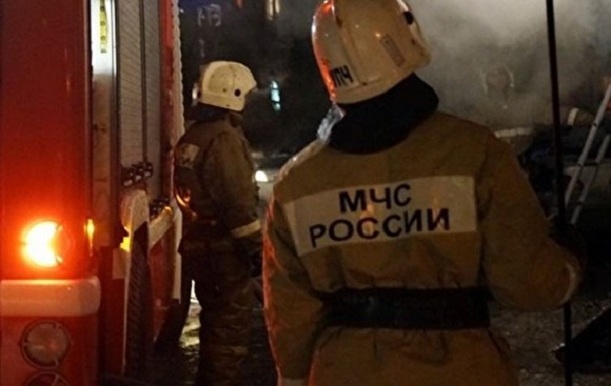 В Лабытнанги на пожаре в жилом доме пострадал человек. Эвакуированы 15 человек
