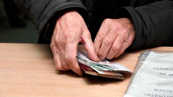 Пенсии повысят дважды: Кого ждёт прибавка и сколько она составит
