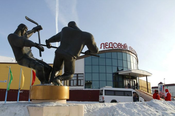 Прокуратура добилась увольнения экс-директора «Ледового дворца», осужденного за растрату