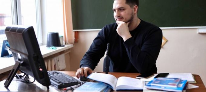 Школьники Ямала готовятся к экзаменам дистанционно
