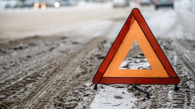 За сутки на ямальских дорогах произошло 17 ДТП, 2 человека пострадали