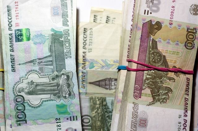 В Новом Уренгое сотрудница страховой компании присвоила деньги организации