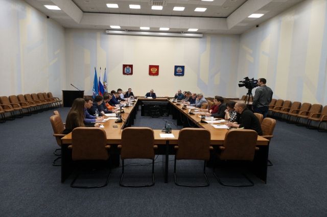 На Ямале обсудили сроки подключения юрлиц к сетям газораспределения