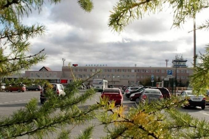 Аэропорт Нового Уренгоя вернул обслуживание пассажиров в основное здание