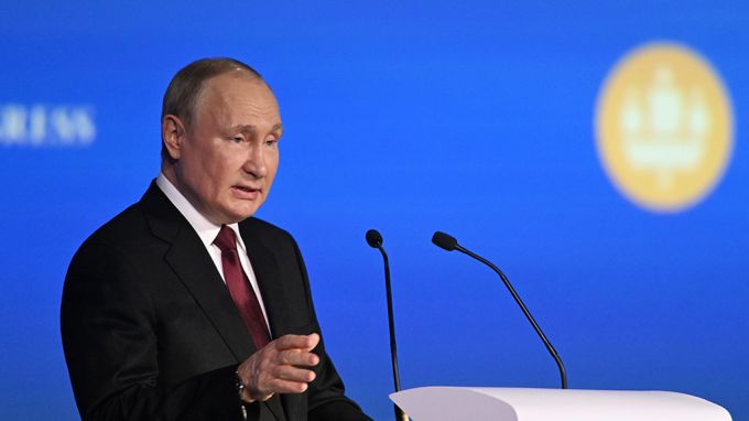 Выступление Владимира Путина на ПМЭФ-2022. Главное