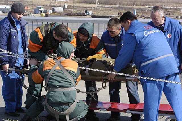 На счету ямальских спасателей 30 тысяч спасенных жизней