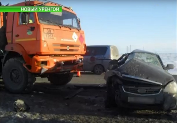 На трассе Сургут – Салехард в дорожно-транспортном происшествии погиб человек