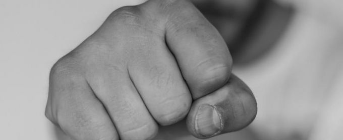 В Тарко-Сале драка двух знакомых закончилась трагедией