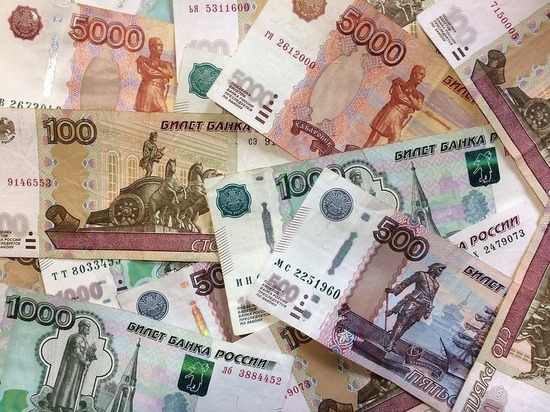 В Новом Уренгое люди больше года платили за неработающий мусоропровод