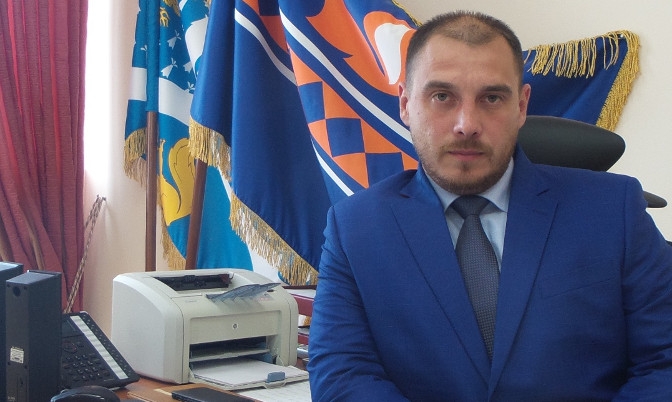 В Тарко-Сале обычные уличные фонари заменят на светодиодные