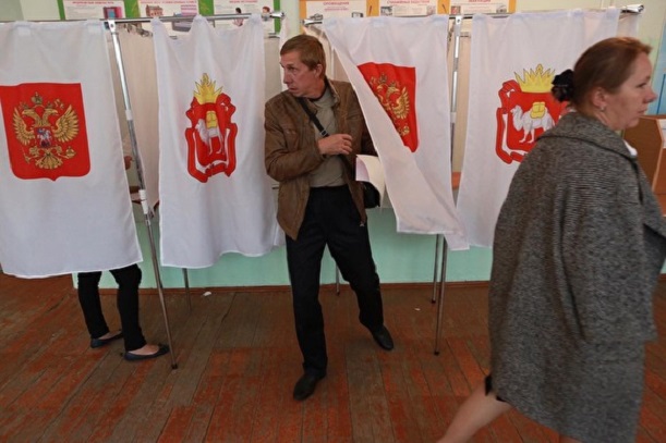 Exit poll: оппозиция проиграла на довыборах в Заксобрание