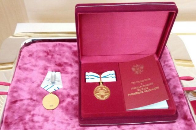 Дмитрий Артюхов вручил северянам государственные награды