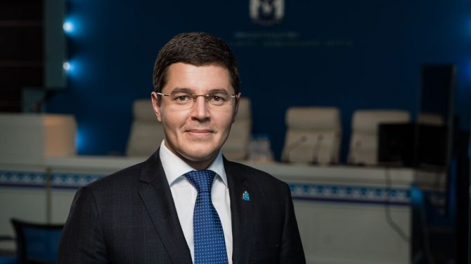 Дмитрий Артюхов поздравил ямальцев с Днём работника органов безопасности РФ