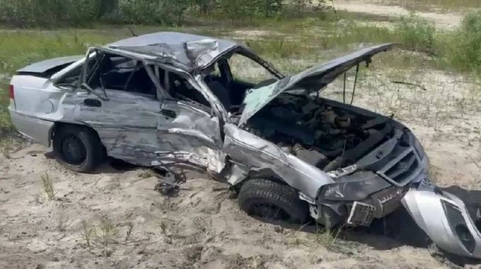 На трассе Сургут — Салехард водитель Daewoo пострадал при столкновении с грузовиком