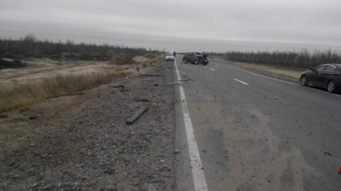 На дороге «Сургут-Салехард» опрокинулся автомобиль