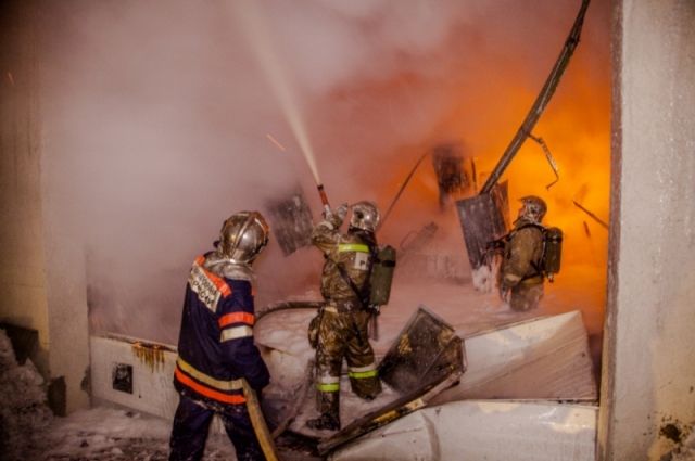 За три месяца ямальские пожарные спасли 79 человек