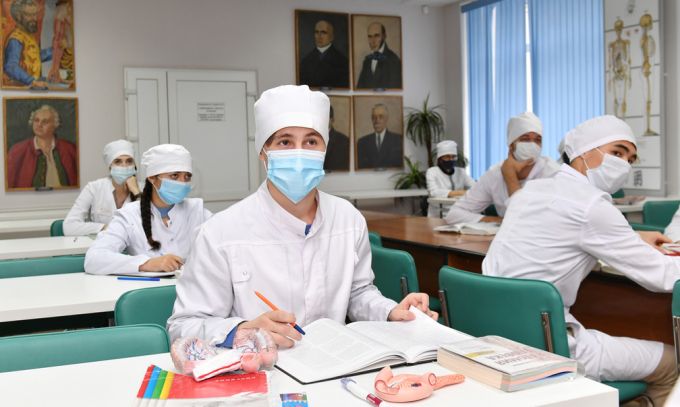 Ямал трудоустроит лучших выпускников вузов