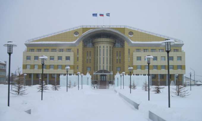 В Тарко-Сале закладывают фундамент приюта для бездомных хвостатых
