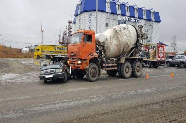 В ДТП под Пуровском пострадал водитель