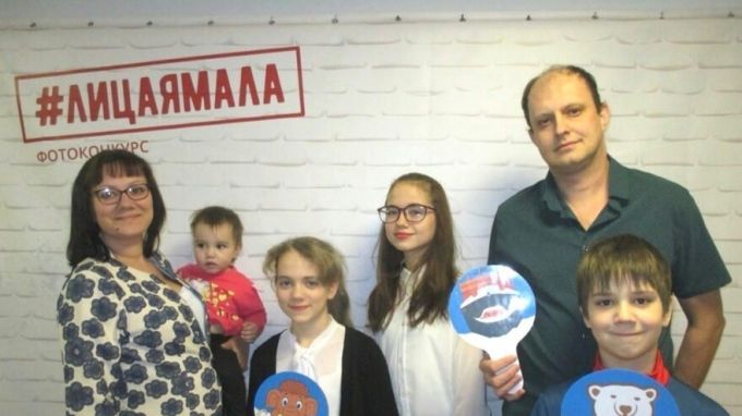 Пять многодетных семей в Лабытнанги получили соцвыплаты на покупку квартир