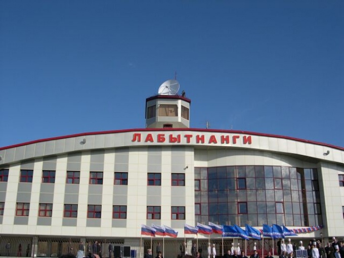 Замглавы администрации Лабытнанги уволен после скандала со взяткой
