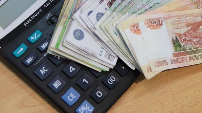 Бухгалтер ямальской фирмы «пририсовала» к своей зарплате лишний миллион 