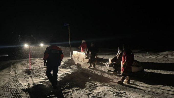 Ямалспасовцы эвакуировали ребенка из Тазовской тундры