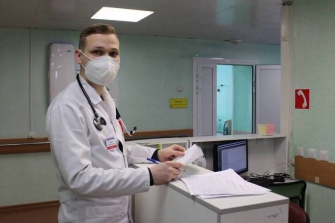 В больницы Ямала приедут десятки молодых и востребованных врачей