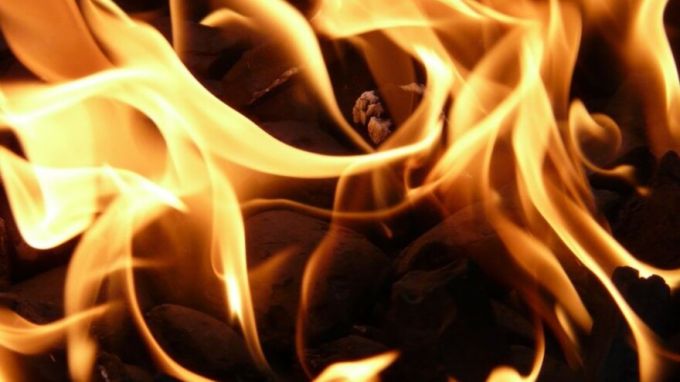 В ямальской глубинке полыхал частный дом