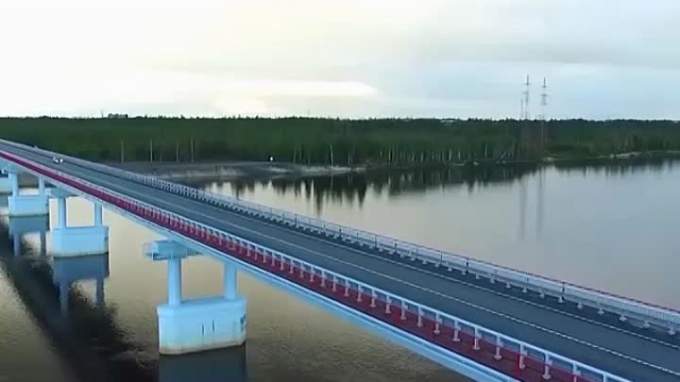 Губернатору Ямала представили проект платного моста через реку Пур