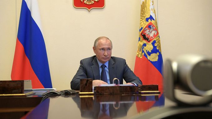 Путин объявил о завершении нерабочего периода