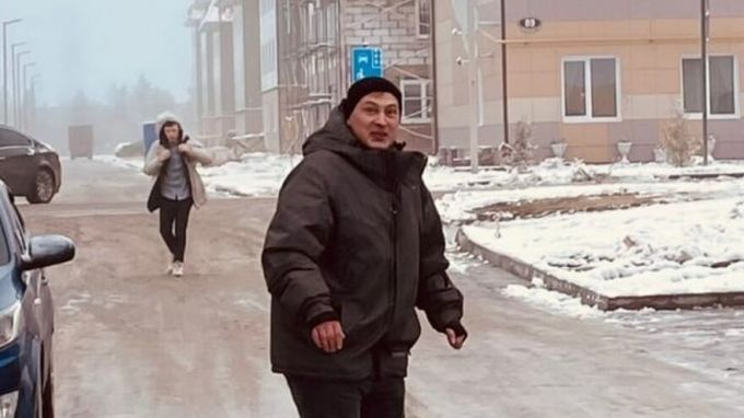 В Губкинском мужчина спас из огня парня с ДЦП