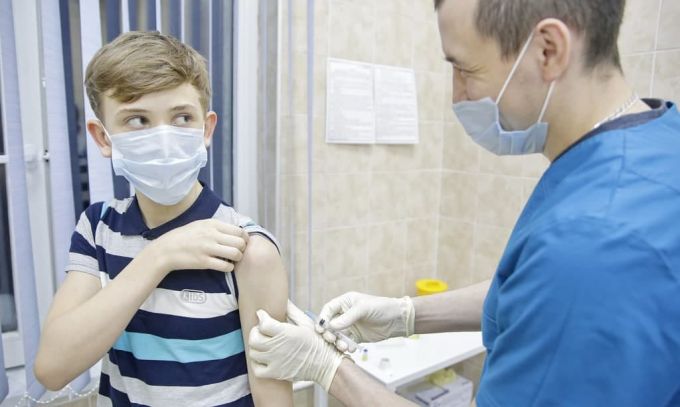Ямал получил ещё 240 комплектов доз вакцины «Спутник М»