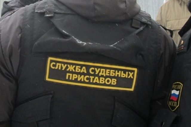 В Надыме предприниматель распродал оборудование кафе за долги