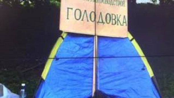 В Сабетте 25 работников объявили голодовку из-за невыплаты зарплаты