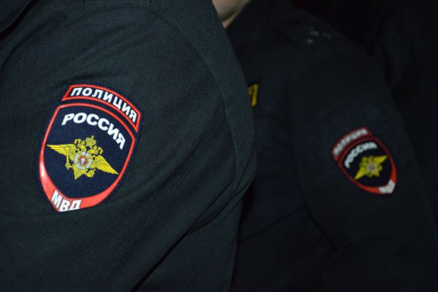 На Ямале пару, женившуюся 31 декабря, наказали за коррупционное нарушение