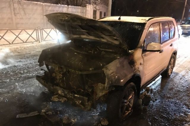 В субботу на Ямале сгорели четыре легковушки