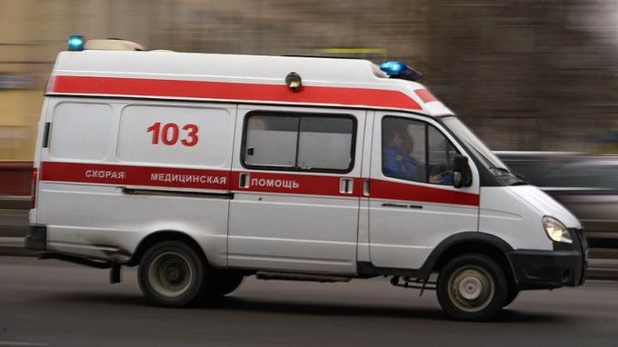 На Ямале спасли мужчину, у которого возле магазина остановилось сердце