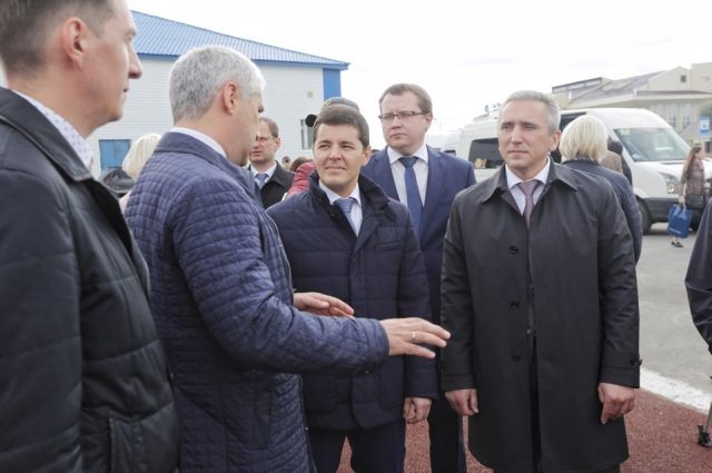 В Ноябрьске Александр Моор оценит объекты здравоохранения и образования