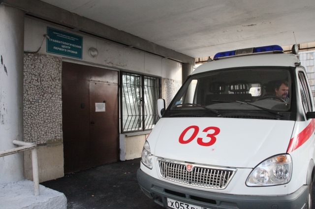 На Ямале девушка выжила, упав с 6 этажа