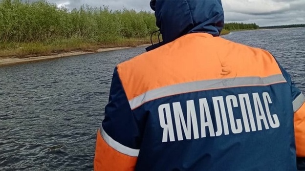 На Ямале спасатели разыскивали 3 туристов, заблудившихся на реке