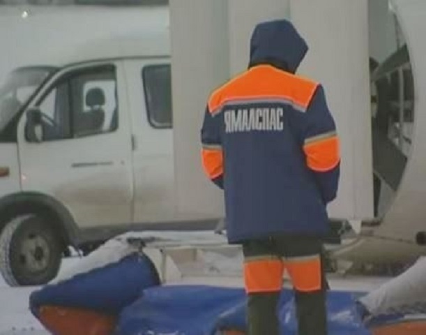 На Ямале под лед провалились семь человек, четверо из которых дети