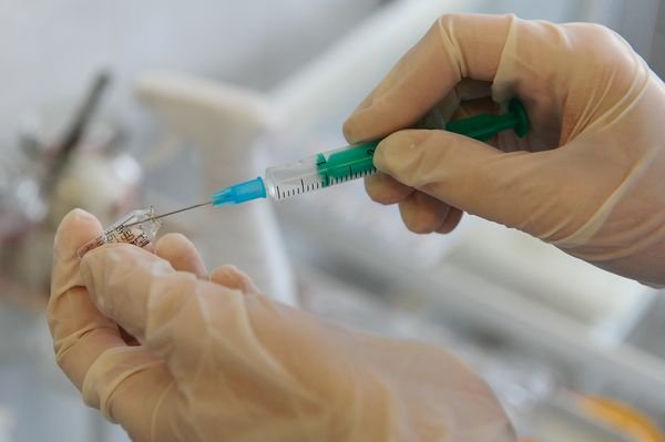 В Ноябрьске детей привили бракованной вакциной