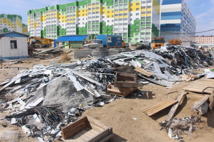 В Надыме прокуратура заставила «дочку» ГАЗПРОМа ликвидировать свалку отходов рядом с новостройками