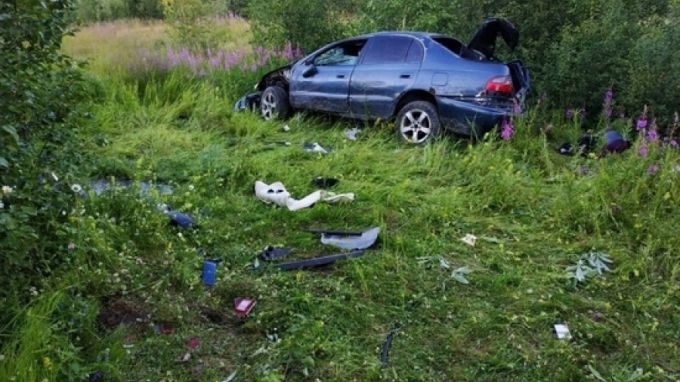 Водитель из Салехарда сбежал с места аварии, бросив раненых пассажиров