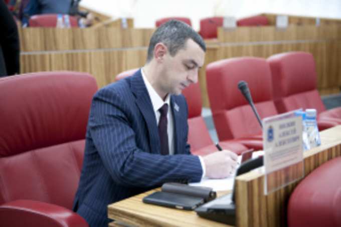 Экс-депутат ямальского Заксобрания оказался под следствием