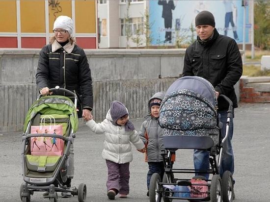 Суммы — больше, людям — проще: меры соцподдержки в ЯНАО усилились с 1 января