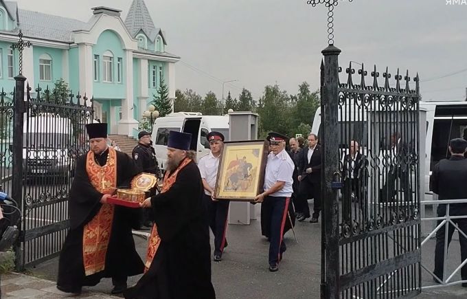 Большое событие: на Ямал доставили мощи Георгия Победоносца