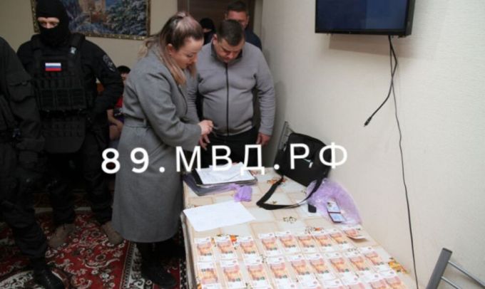 В Тарко-Сале задержали подозреваемого в вымогательстве