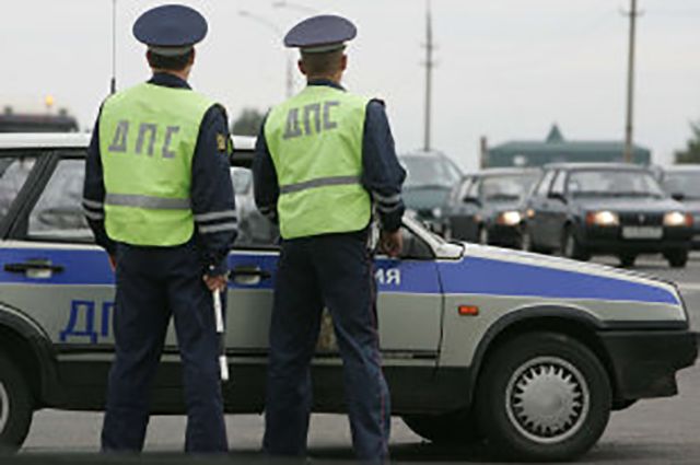 В Губкинском молодой парень обвиняется в оскорблении полицейского